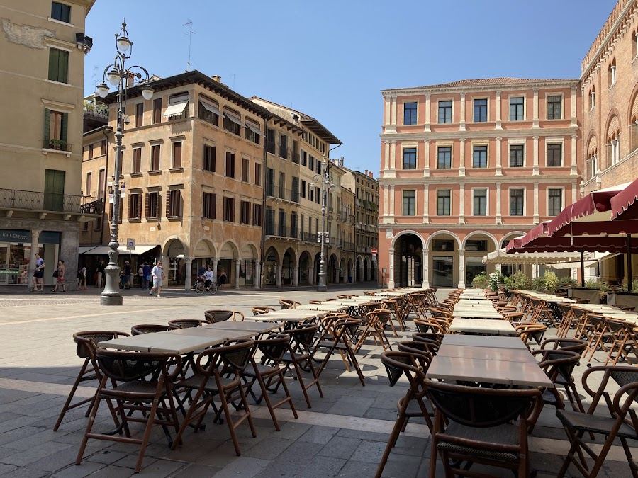 Pizzeria e Ristorante - Da Pino Piazza dei Signori