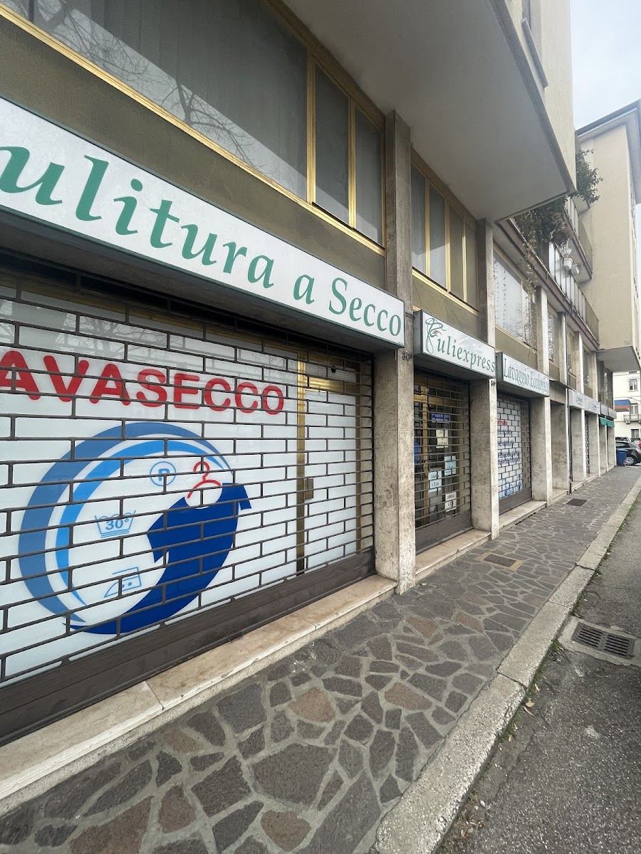 Pulitura a Secco Puliexpress Lavaggio Ecologico