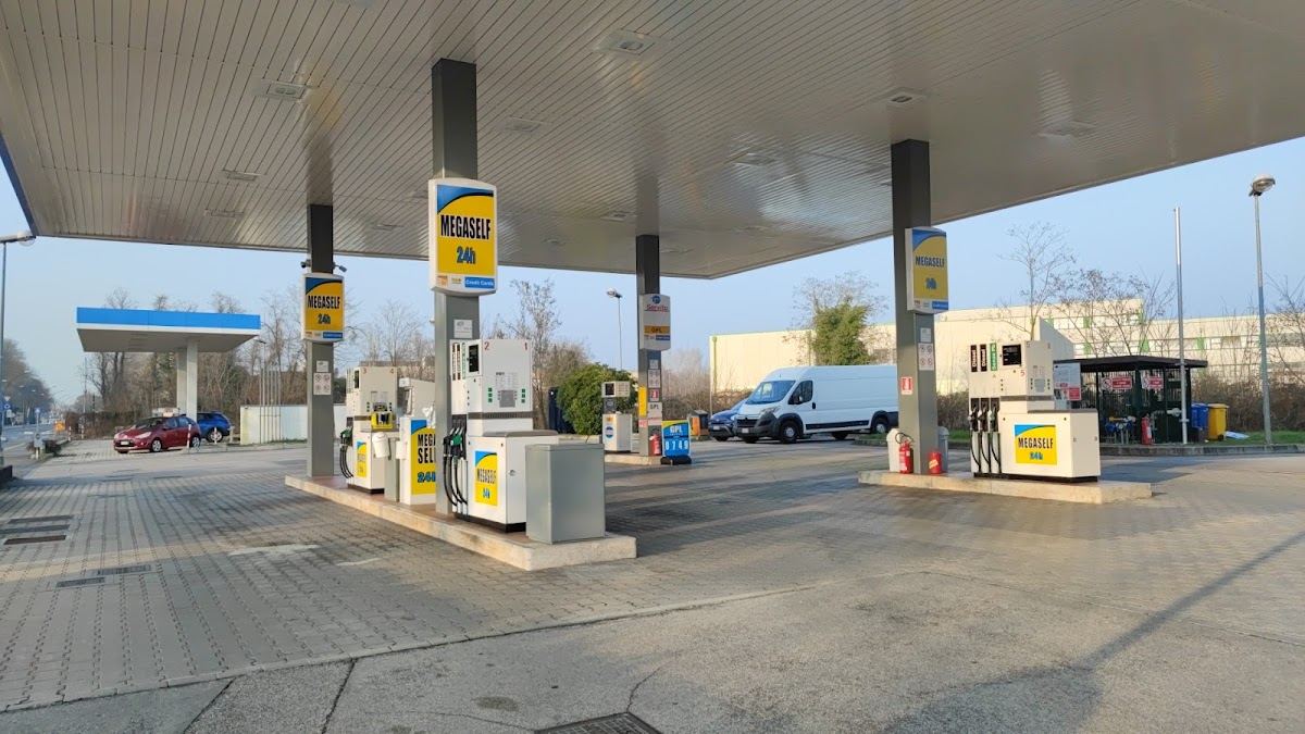 Stazione di Servizio Europa