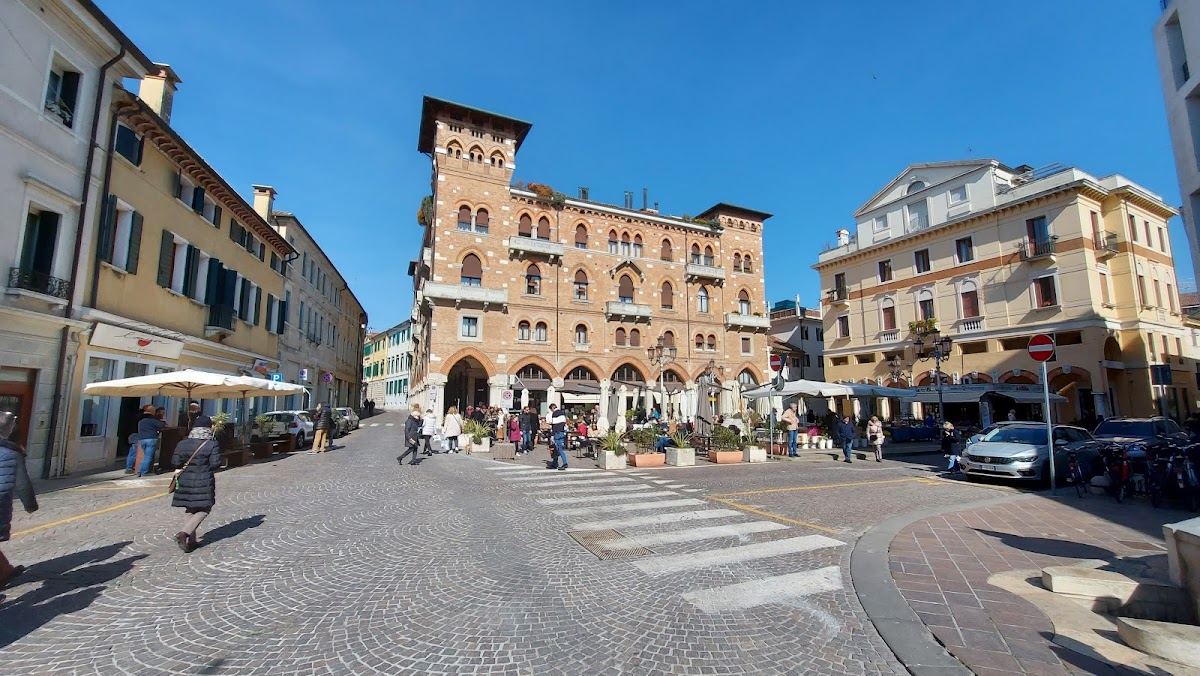 Piazza San Vito
